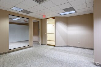 28 W Grand Ave, Montvale, NJ for lease Interior Photo- Image 1 of 6