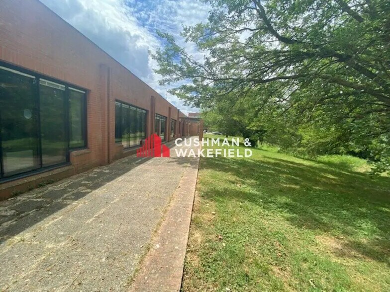 Office in Balma for lease - Building Photo - Image 3 of 13