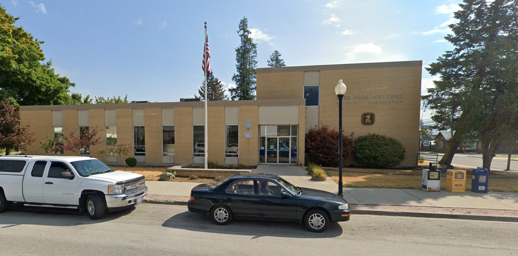 100 N Washington Ave, Newport, WA for lease Primary Photo- Image 1 of 3