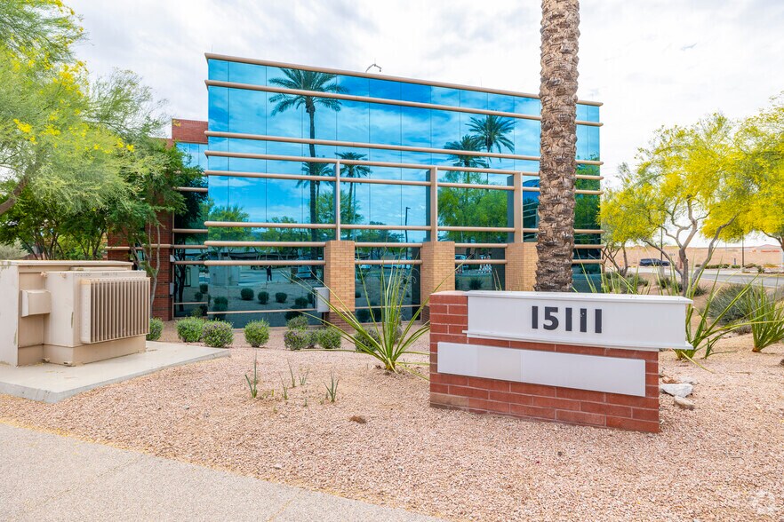 15111 N Pima Rd, Scottsdale, AZ à louer - Photo du bâtiment - Image 2 de 6