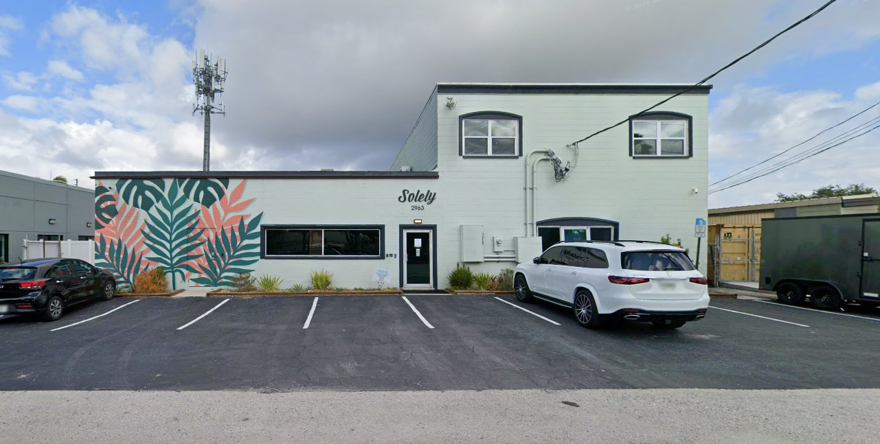 2979 N 46th Ave, Saint Petersburg, FL for lease Primary Photo- Image 1 of 38