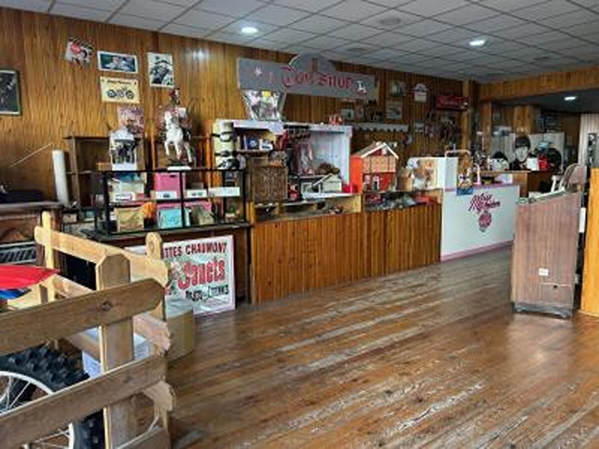 Retail in Sabadell, Barcelona for sale Interior Photo- Image 1 of 21