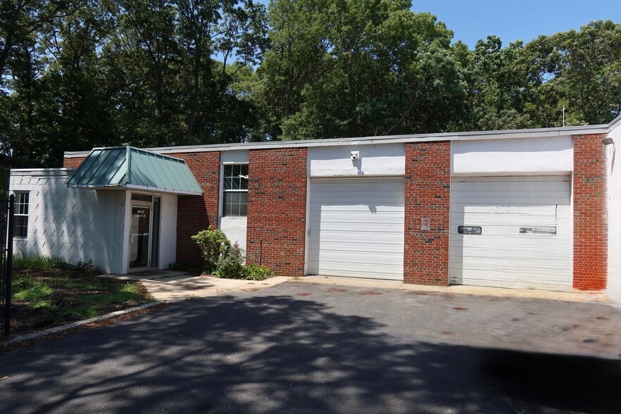 1612 N Ocean Ave, Holtsville, NY for lease - Building Photo - Image 2 of 9