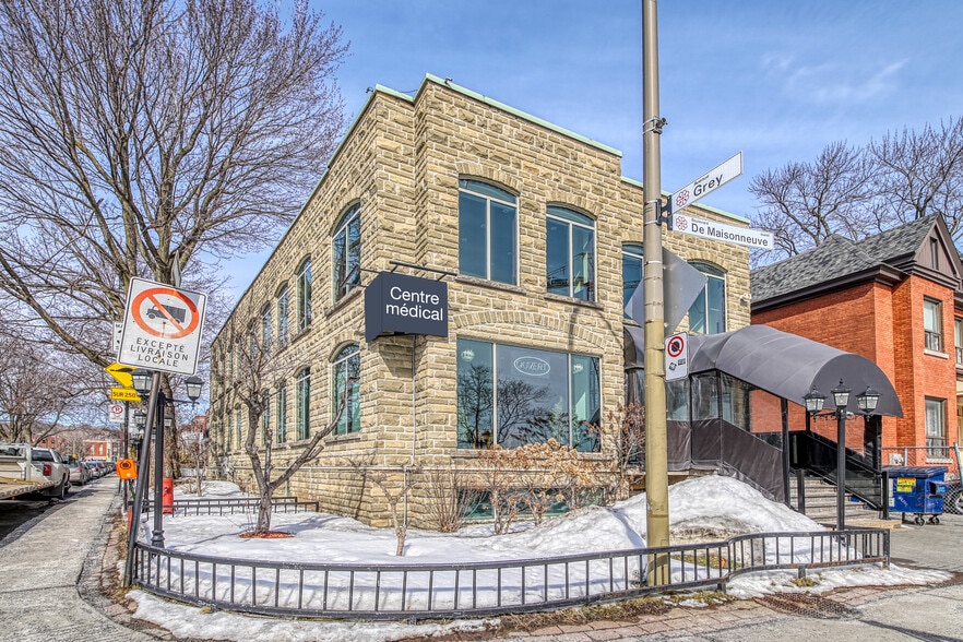 5065-5067 Boul de Maisonneuve O, Montréal, QC for sale - Building Photo - Image 1 of 1