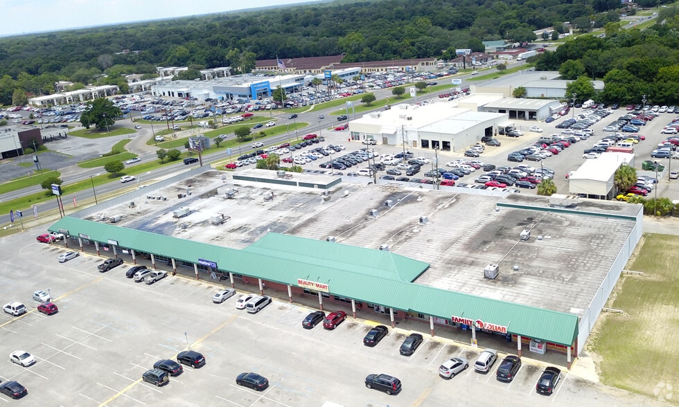 Old Corry Field, Pensacola, FL for lease - Aerial - Image 2 of 15