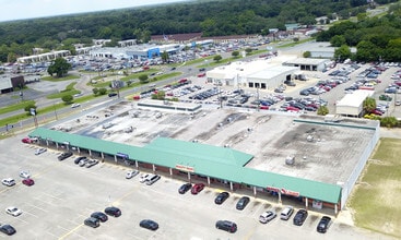 120 Chiefs Way, Pensacola, FL - AERIAL  map view