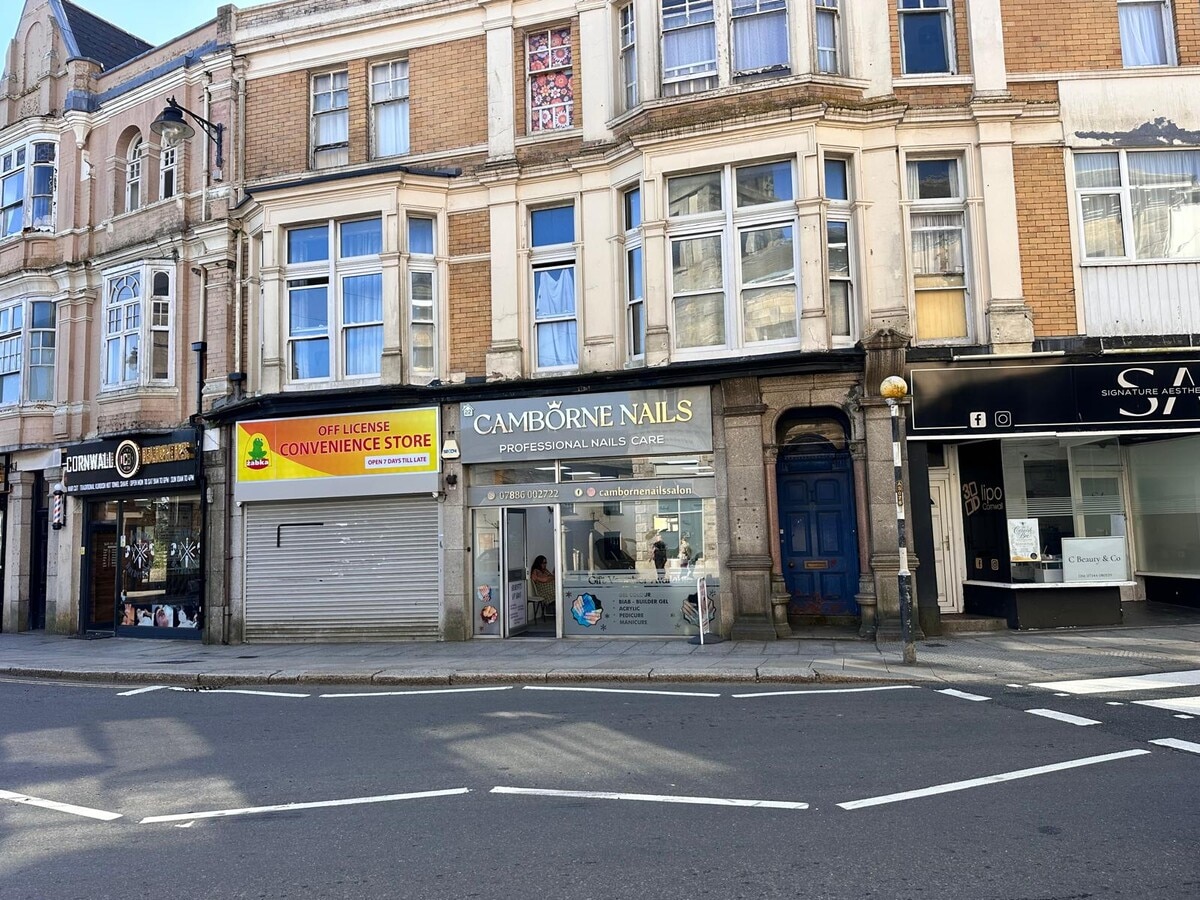 22 Commercial St, Camborne, CON TR14 8JY - Unit 22 - - Interior Photo - Image 1 of 2