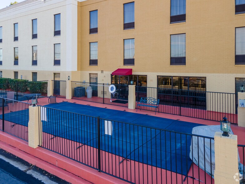 905 Buford Rd, Cumming, GA à vendre - Photo du bâtiment - Image 2 de 5