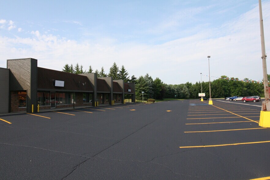 1141-1168 N Cass St, Wabash, IN à louer - Photo du bâtiment - Image 3 de 12