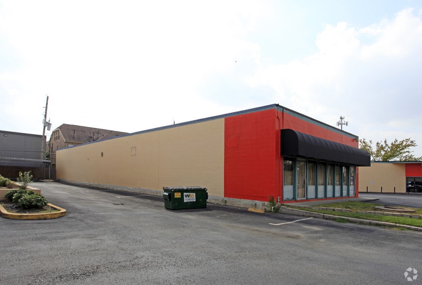 5637 Richmond Ave, Houston, TX for sale - Building Photo - Image 2 of 2