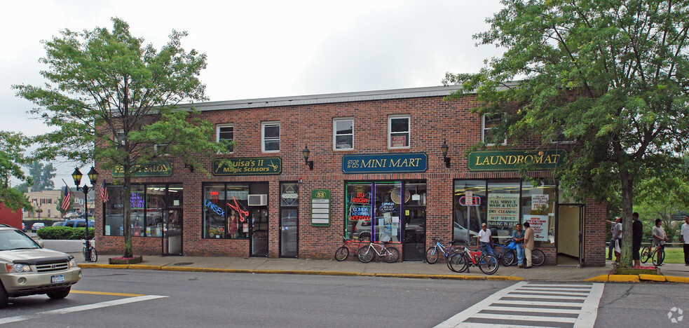 49-57 W Main St, Riverhead, NY à vendre - Photo principale - Image 1 de 1