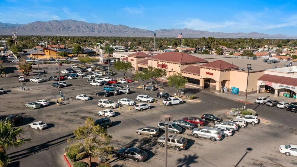 3100-3174 N Rainbow Blvd, Las Vegas, NV à louer - Photo du bâtiment - Image 3 de 21