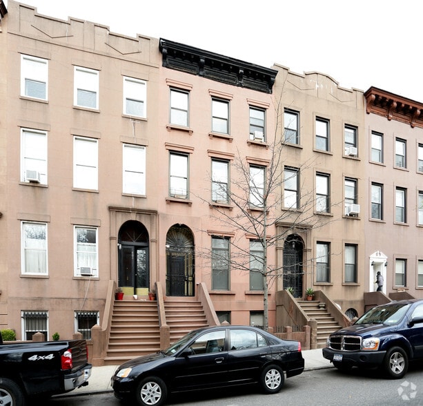 602 Henry St, Brooklyn, NY for sale - Building Photo - Image 2 of 26
