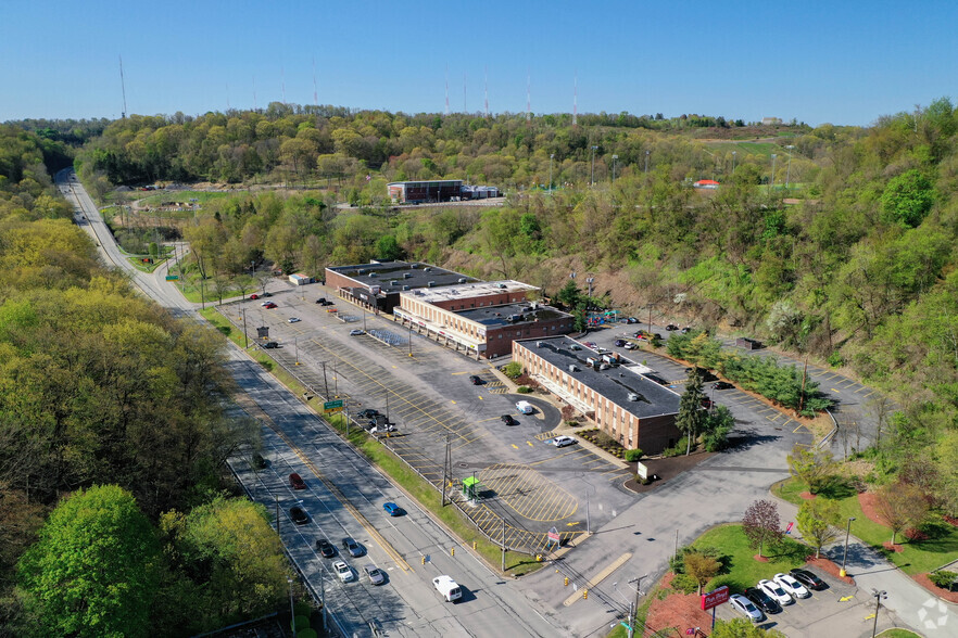 4721 Mcknight Rd, Pittsburgh, PA for lease - Aerial - Image 2 of 3