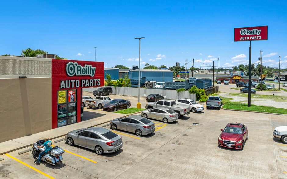 1204 Federal Rd, Houston, TX à vendre - Photo du bâtiment - Image 2 de 3