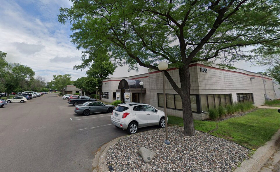 1400-1410 Energy Park Dr, Saint Paul, MN à louer - Photo du bâtiment - Image 3 de 5