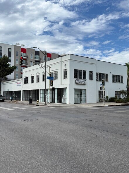 3469-3473 W 8th St, Los Angeles, CA for lease - Building Photo - Image 1 of 7