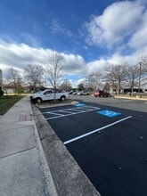 4170 Lafayette Center Dr, Chantilly, VA for lease Interior Photo- Image 2 of 18