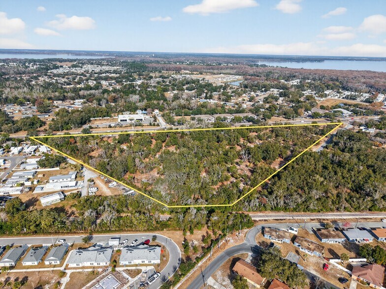 SR19 & Summerall Ave, Tavares, FL à vendre - Aérien - Image 3 de 8