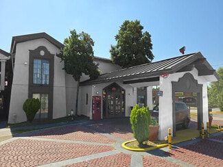 Plus de détails pour 4874 Old National Hwy, College Park, GA - Services hôteliers à vendre