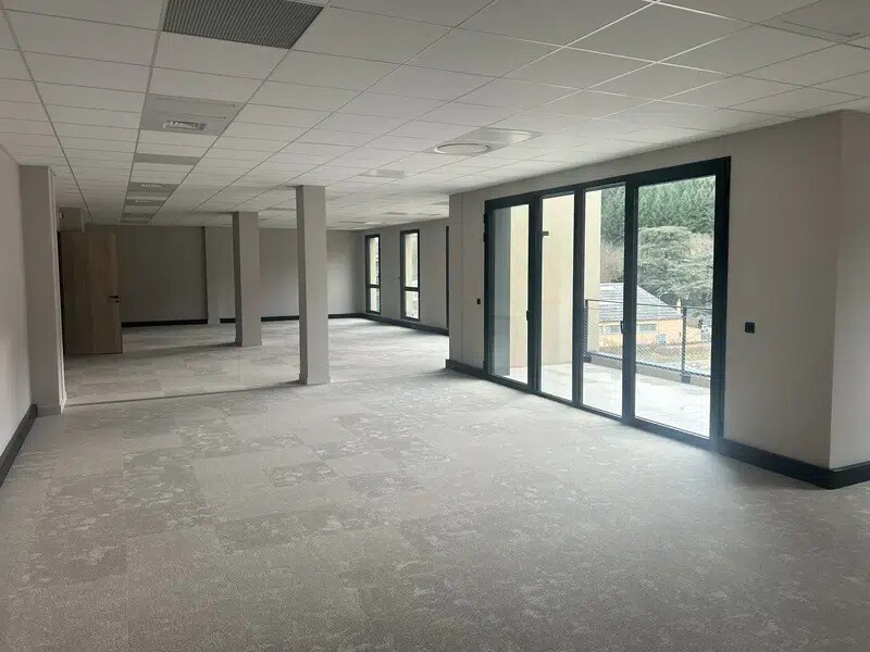 19 Rue De Paris, Tarare à louer Photo intérieure- Image 1 de 3