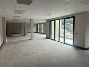 19 Rue De Paris, Tarare à louer Photo intérieure- Image 1 de 3