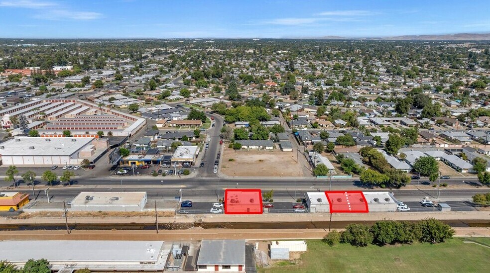 3298 E McKinley Ave, Fresno, CA à louer - Photo du bâtiment - Image 2 de 50