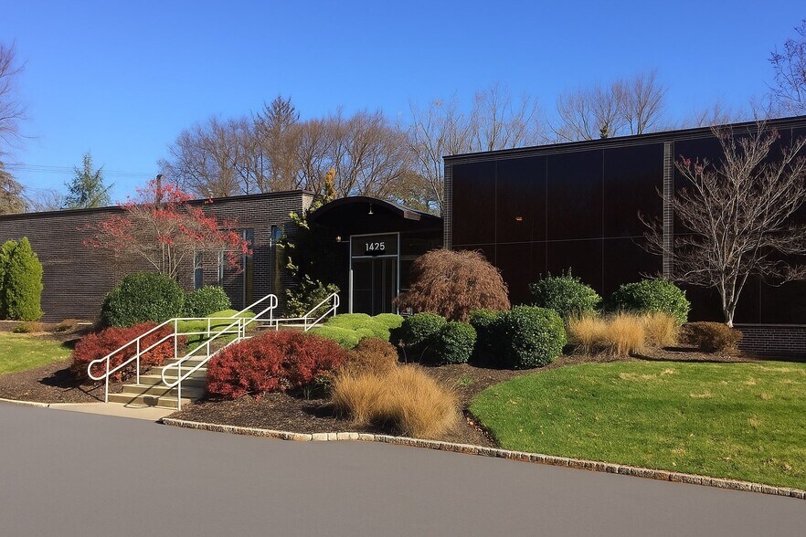 1425 Broad St, Clifton, NJ à louer - Photo du bâtiment - Image 1 de 7