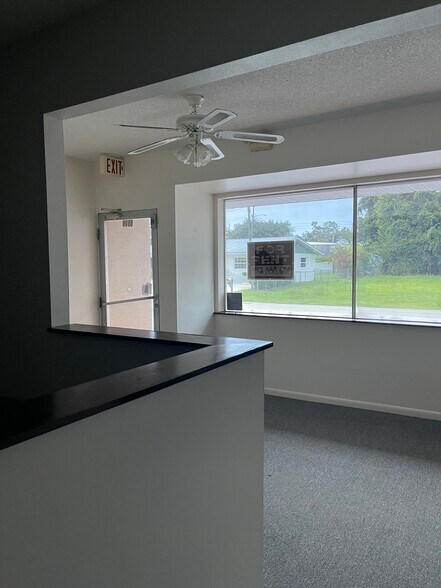 5516 SE 113th St, Belleview, FL à louer - Photo du bâtiment - Image 2 de 16
