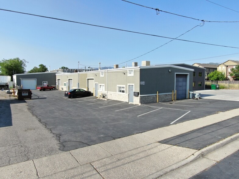 224 W Plymouth Ave, South Salt Lake, UT for lease - Building Photo - Image 2 of 9