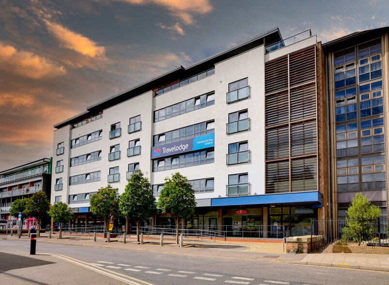 Jackson House, Jackson Road, Clacton On Sea, Clacton On Sea à louer - Photo du bâtiment - Image 2 de 28