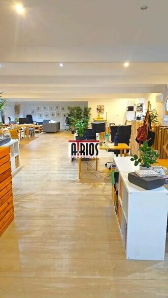 Industrial in La Farlède for lease - Interior Photo - Image 3 of 10