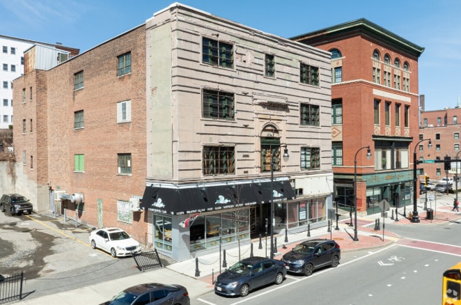 204 Main St, Worcester, MA à louer - Photo du bâtiment - Image 1 de 4