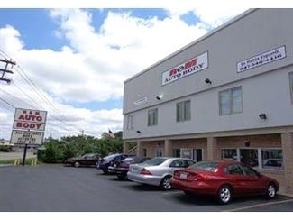 Plus de détails pour 225 E Main St, Round Lake Park, IL - Commerce de détail à vendre