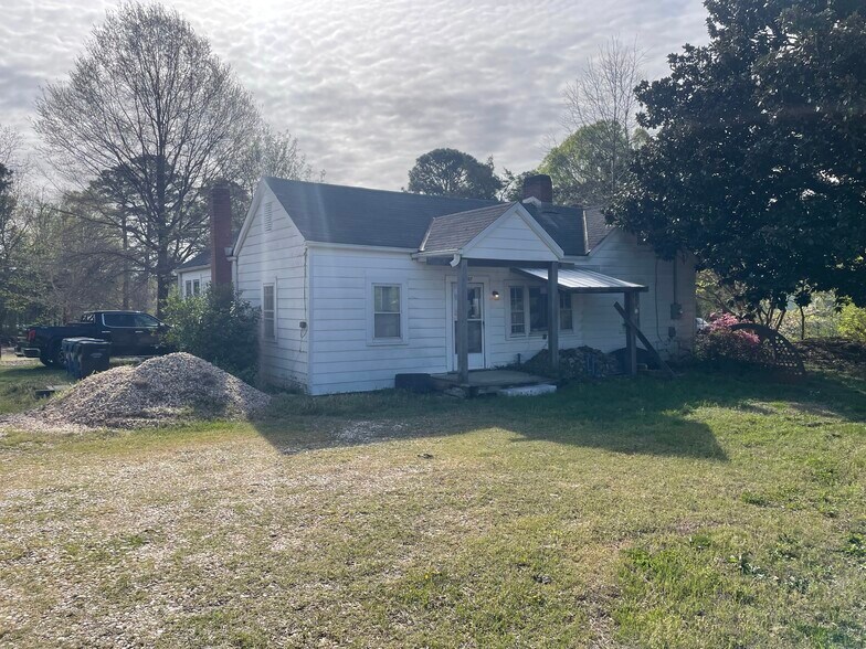 4137 S Alston Ave, Durham, NC à vendre - Photo du bâtiment - Image 1 de 5