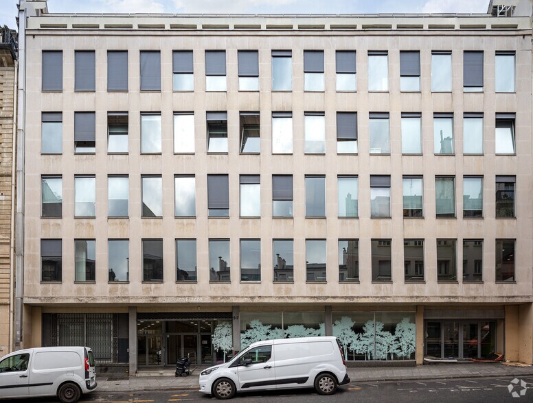 5 Rue Saint-Fiacre, Paris à louer - Photo du bâtiment - Image 3 de 3