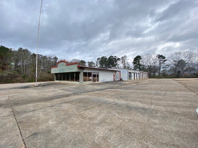 2300 Delaware Ave, Mccomb, MS à vendre - Photo du bâtiment - Image 1 de 1