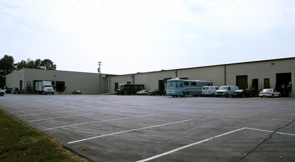 1626 Headland Dr, Fenton, MO for lease - Other - Image 2 of 4