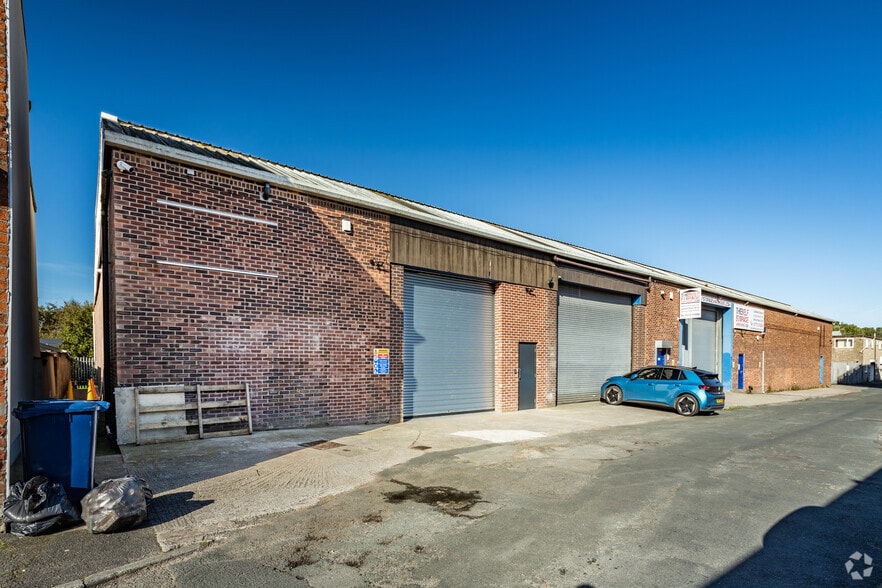 Dewhurst Row, Preston for lease - Building Photo - Image 3 of 4