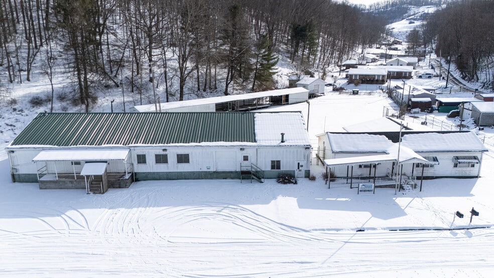 123 Turkey Run Rd, Salem, WV for sale - Building Photo - Image 1 of 38