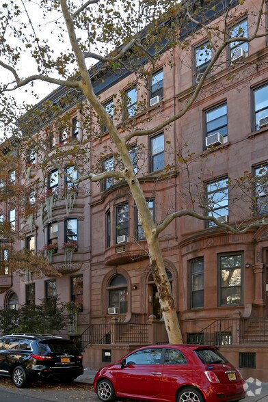 110 W 76th St, New York, NY à vendre - Photo du bâtiment - Image 3 de 20