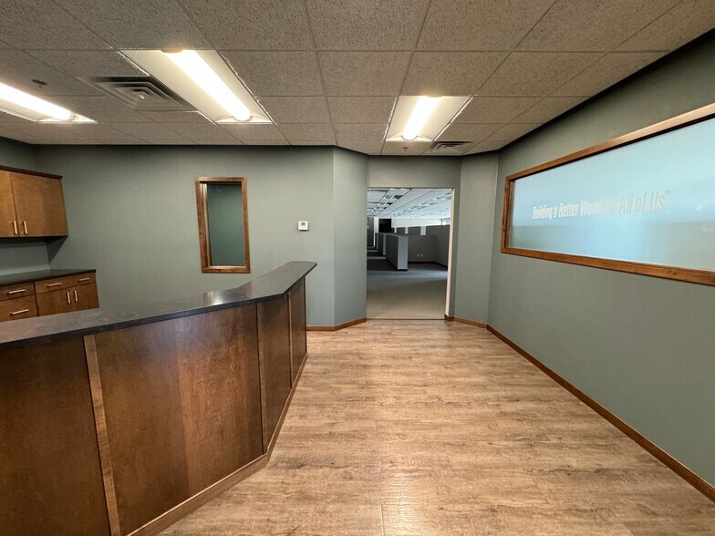 4719 Shelburne St, Bismarck, ND for lease - Interior Photo - Image 1 of 1
