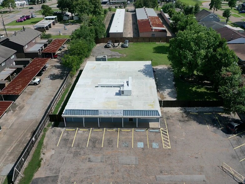 1922 Dallas St, Pasadena, TX à vendre - Photo du bâtiment - Image 1 de 31