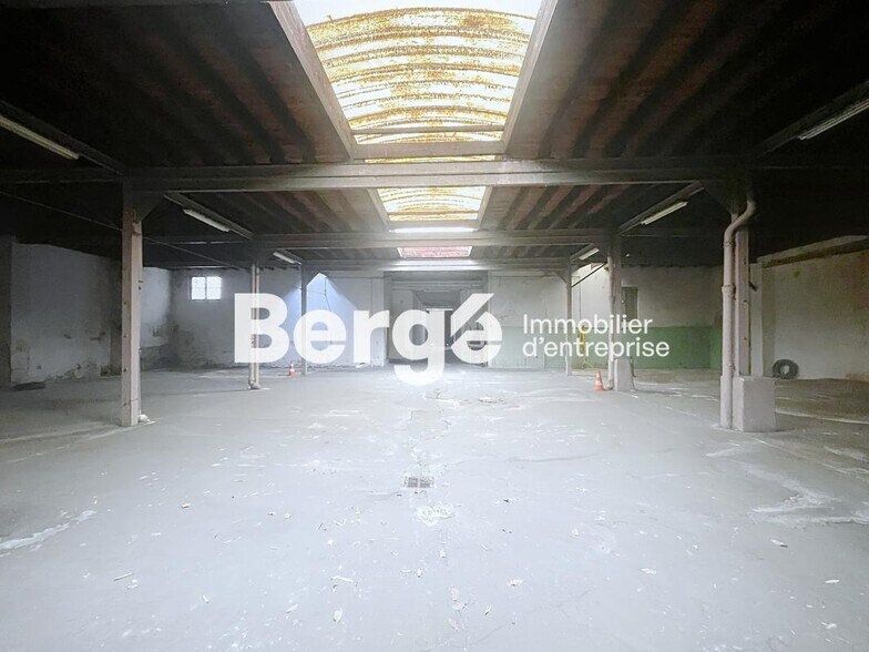Retail in Nice for sale - Interior Photo - Image 2 of 7