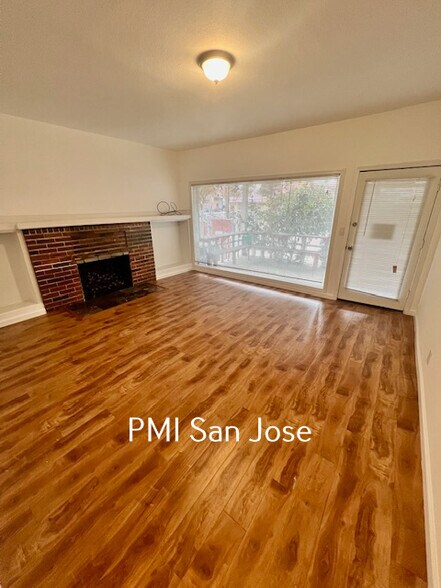 470-472 S 10th St, San Jose, CA à louer - Photo du bâtiment - Image 2 de 12