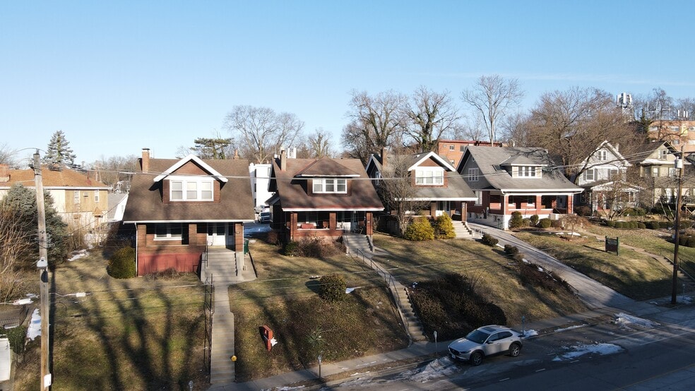 1013 Delta Ave, Cincinnati, OH for sale - Building Photo - Image 3 of 3