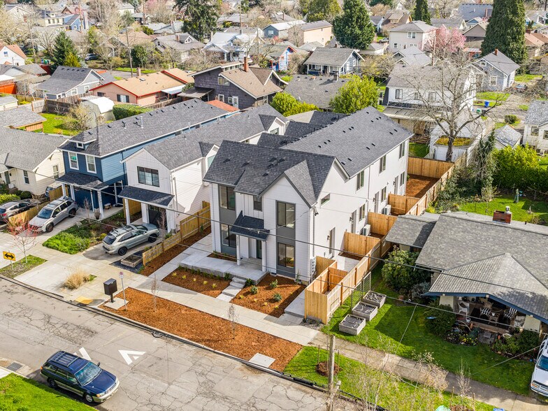 3138 NE 72nd Ave, Portland, OR à vendre - Photo du bâtiment - Image 2 de 38