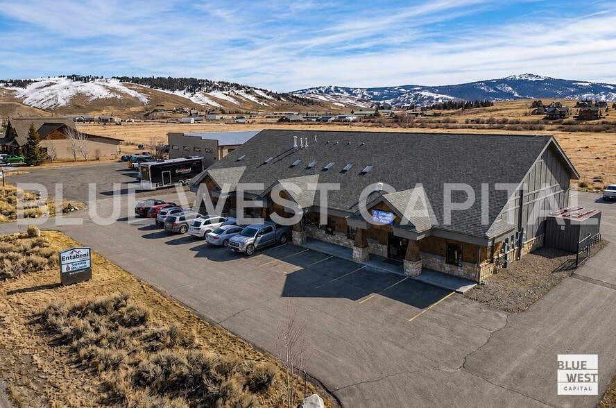 21 Ten Mile Dr, Granby, CO for sale - Building Photo - Image 2 of 5
