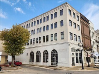 Plus de détails pour 19 E Washington St, New Castle, PA - Bureau/Commerce de détail à louer