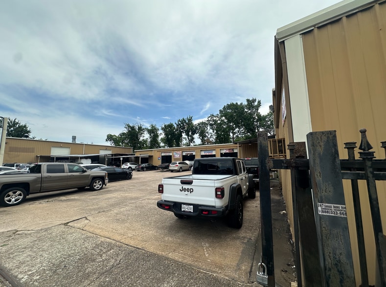 1428 Blalock Rd, Houston, TX for sale - Building Photo - Image 3 of 7